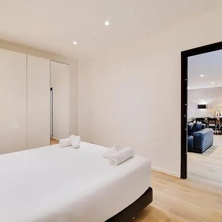 Apartment Flat 140 At Sacre Coeur
